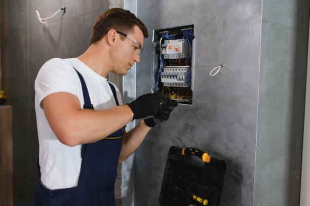 Best Affordable Emergency Electrician  in Glenwood, IA